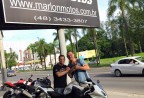 CLIENTE RECEBENDO SUA MOTO