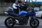 Cliente recebendo sua Moto